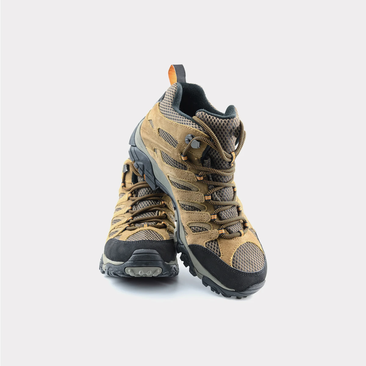 imagem de sapatos de trilha
